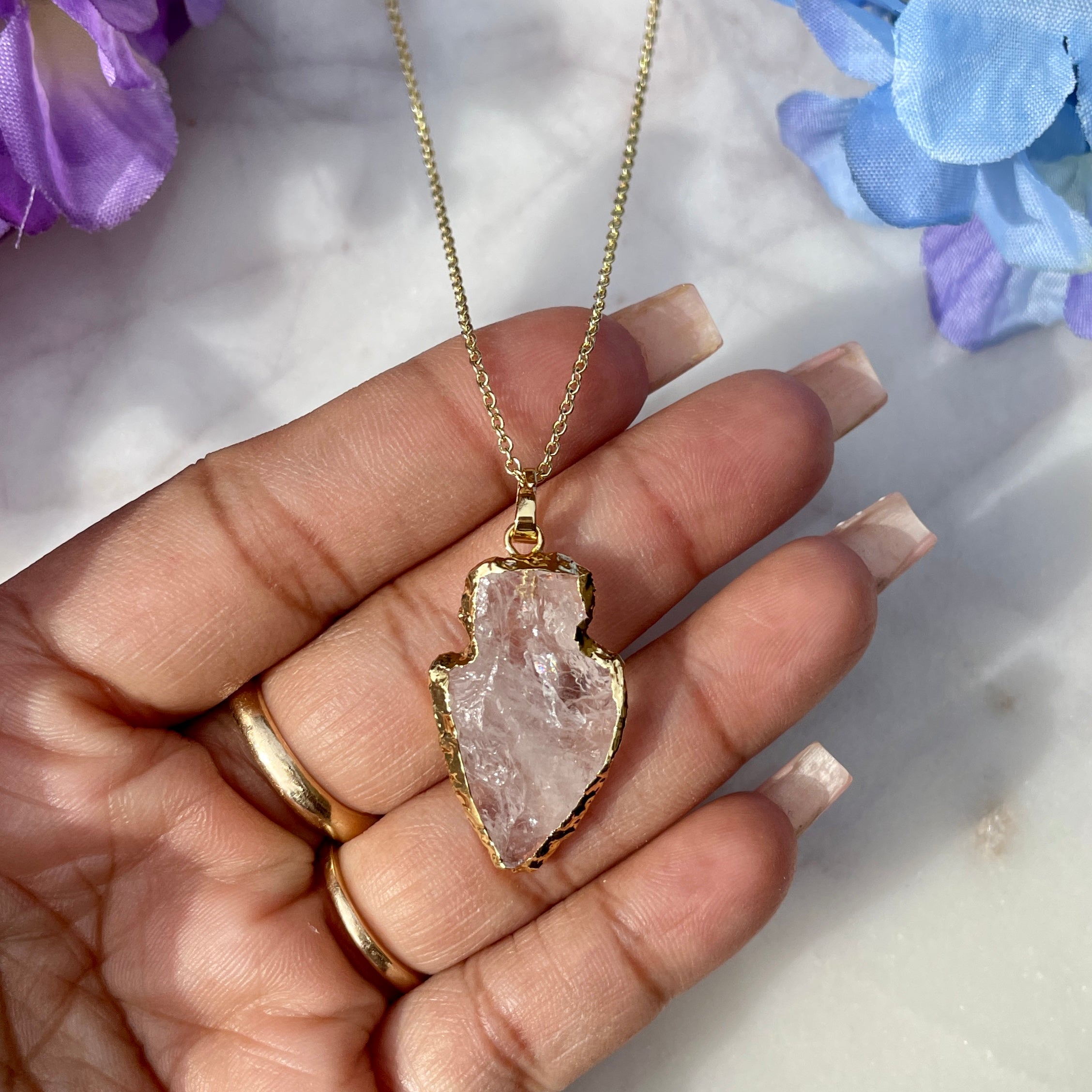 Store Gold Quartz Arrowhead Pendant